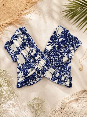 Floral Crop Top (Blue & White)
